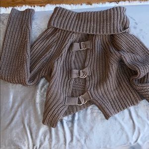 Guess Sweater Large Brown